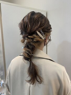 フィットヘアー(FIT HAIR) 編みおろしスタイル