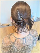 シロ(.siro)&nbsp;ヘアセットシニヨン