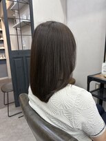 クララジャパン ハカタエキマエ(CLALA JAPAN Hakataekimae)&nbsp;透明感オリーブグレージュカラー