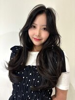 リラ バイ ミラ 新宿(LILA by MILA)&nbsp;メルティカラーフェミニンロング似合わせカット韓国ブリーチなし