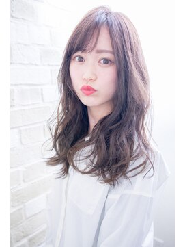 エルサフィロ キタハマ(el zafiro kitahama) 【el zafiro  kitahama】大人かわいい　愛され　ウェーブ