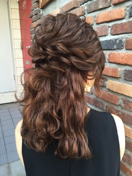 グラス 春吉1号店(glass) ゆるふわハーフアップ☆