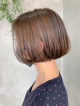 テトヘアー(teto hair) 切りっぱなしボブ、ミニボブ、グレージュ、アッシュブラウン