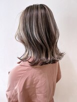 アイティーバイアルバム 松戸店(IT by ALBUM)&nbsp;エアタッチハイライト_くびれヘアビタミンカラー_ba327092