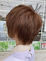 フリー(Free)&nbsp;脱白髪染め白髪ぼかしシークレットハイライトショート