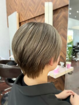 ルレーヴ 船越店(Le reve) 丸みショート/グレージュ/1ブリーチ/レイヤー/メンズヘア/浜松