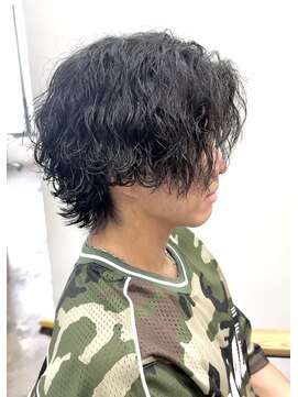 リヴ オオサカ(LIV OSAKA) センターパート　ウルフ　スパイラルパーマ　ツイスパ　波巻き