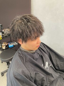 キング 高槻(K!ng) 縮毛矯正髪質改善ハイライトレイヤーカット高槻美容室エクステ