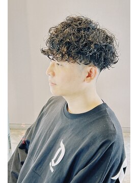 ロイ(roi) 波巻きプードルパーマ　シャドウパーマ