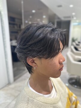 ケンジ 平塚 アネッタ(KENJE annetta) メンズ　メンズパーマ　フェザーパーマ　波巻パーマ