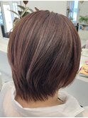前下がりボブスタイル