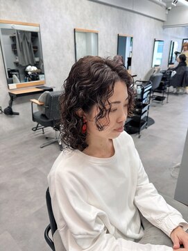 クラン 岡本(Chlan) ＫＯＨＡＲＵ風パーマ　デジタルパーマ　コスメパーマ