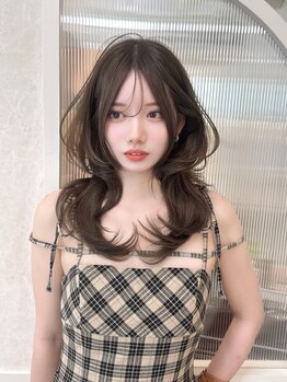 ヴェイ(VEYY.)の写真/【栄駅徒歩3分新築ビル】毎日のスタイリングが楽しく楽になる!こだわりの顔周りカットやレイヤーカットも◎