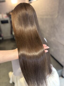 エルバイラビス 大宮(elu by lovis) 《鈴木茉奈》オリーブブラウン/透明感カラー/艶髪