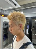 ブロンドスパイキーショート！