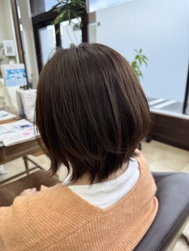 トップスタイル リッチ 小顔見せを叶えるレイヤーボブスタイル