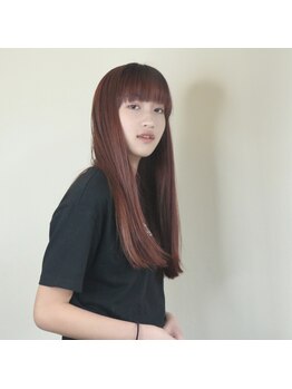 ヘアデザインサロン246の写真/クセやうねりにお悩みの方へ。厳選薬剤と圧倒的技術で、誰もが憧れる自然な艶髪ストレートを叶えます。