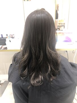 テラス アヴェダ 大丸心斎橋店(Terrace AVEDA) 美髪ロングヘアー
