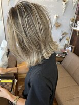 バンビ プライベート サロン(Bambi private salon)&nbsp;シャドールーツ*切りっぱなしボブ*ダブルカラー**Bambi 丸山健介