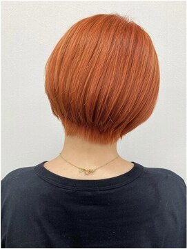 シカ 神戸三宮元町店(Cica) ヘルシー オレンジ ハイトーン ショートヘア 三ノ宮 元町