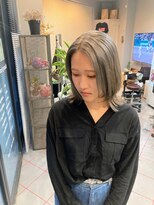 ダニーコウベ(Danny kobe) グレー