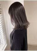 透け感グレージュ