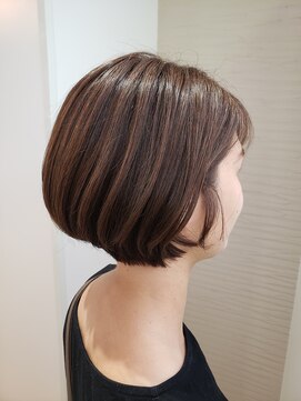 ヴィサージュ(VISAGE) ショートボブ