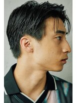ノイ(noi)&nbsp;センターパートニュアンスパーマ刈り上げツーブロックメンズヘア