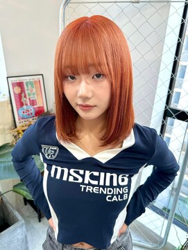 リル ラウム 原宿(LiL Raum) オレンジカラー/原宿ブリーチ/ダブルカラー/レイヤーカット