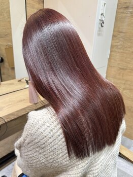 ラックスビーギャラリー なんば駅前店(LUXBE GALLERY)の写真/憧れられる褒められる艶髪は《LUXBE》で手に入る！丁寧・上質なヘアケアでいつまでも続く美髪を…