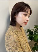顔まわりレイヤー切りっぱなしボブ