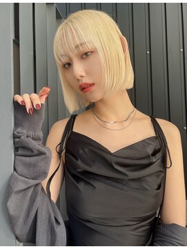 ロンドプロフィール 浦和(Lond profil) イメチェン　ボブ　外ハネボブ　美髪　ホワイトブロンド　韓国