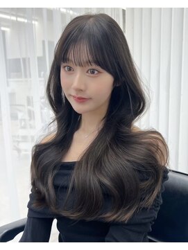 アマトウキョウ アユンチェ(AMA TOKYO×AYUNCHE) 韓国ヘア　2wayバング  レイヤーカット くびれヘア  顔周り/