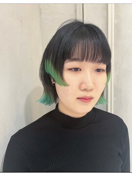 ガリカ 両国(Gallica) スタイリッシュボブ x 裾カラー グリーン/モードスタイル