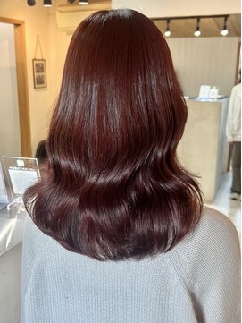 キラ 原宿(KILLA) ブリーチありダブルカラー/チェリーレッド/ローレイヤー/原宿