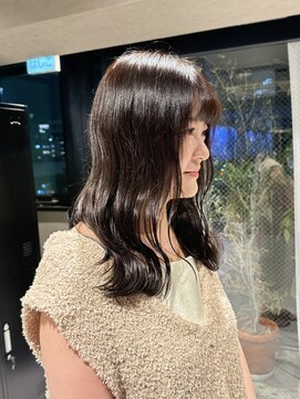 リア(Li'a) ヨシンモリ＋トーンダウンカラー