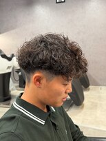 リッチブランドアンドコー(Rich Brand&Co)&nbsp;スパイキーショート　フェード　スペインカール　ルーズパーマ