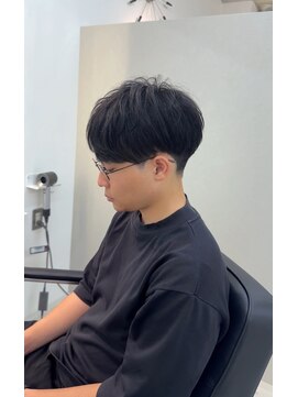 オン(on.) 大人メンズにあうシンプルなマッシュ