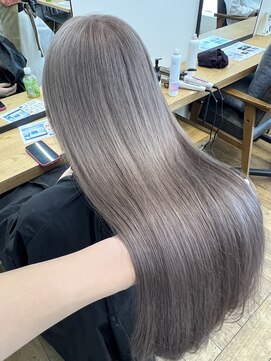 ベル 表参道Terrace(Belle) ホワイトグレージュ/グレージュ/ケアブリーチ/ハイトーン/表参道