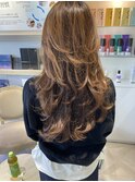 ハイレイヤー×ワンカールで仕上げる最新ロングレイヤ-