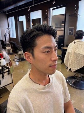 ワンワンオー バーバーショップ 博多店(@110 BARBER SHOP) ビジネス/フェード/濡れパン/バーバー/美容室/理容室/博多/眉毛