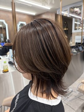 シャル 平塚(shalu) ウルフカット【筆山】