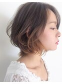 ひし形シルエット　ショートボブ