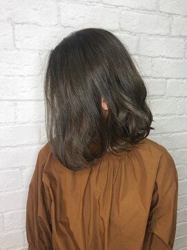 グレープバイン(GRAPEVINES) 愛され／ゆるふわパーマ／ロブ