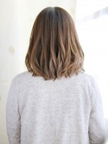 ナル 白山神社参道通り店(nalu)&nbsp;グレージュカラーのニュアンスカールスタイル