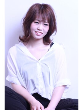 ベルポートヘア(Bellport hair) ラベンダーブラウン×ミディアムレイヤー