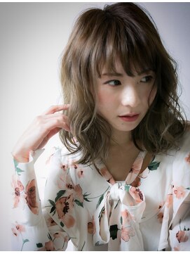 カバーヘア ブリス 上尾西口店(COVER HAIR bliss) 抜け感♪無造作カールの小顔セミディw上尾20代30代40代