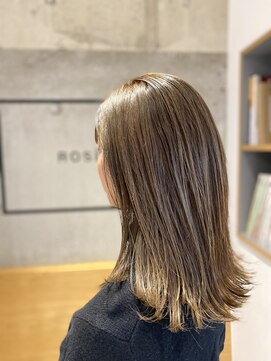 ロージー(ROSIE) 外はねヘアー