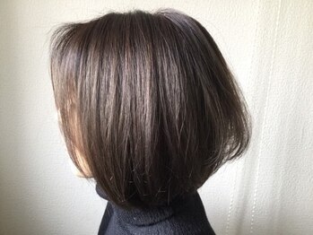 ヘアー フィノ(Hair fino)の写真/岡崎◇白髪が気になってきた方には"グレイカラー"がオススメ☆オーガニックカラーや香草カラーも出来ます◎