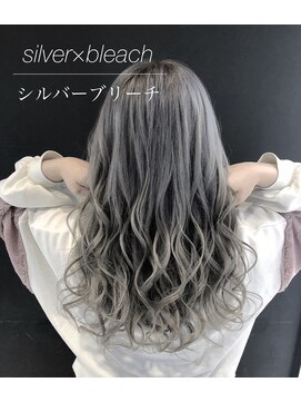 バトー(bAteAu) バレイヤージュ、エクステ、ハイライト、グラデーションカラー